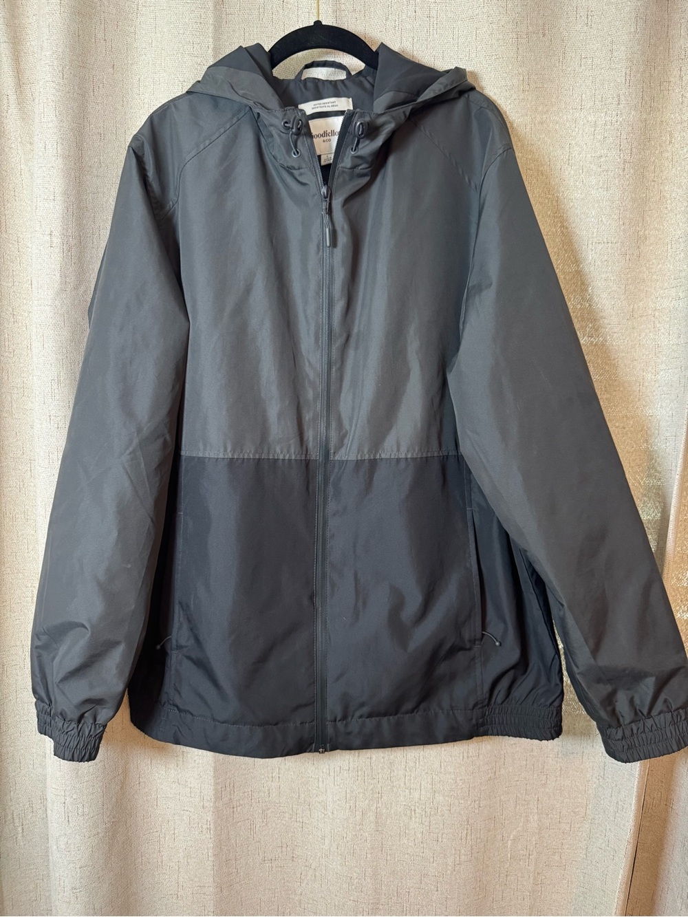 Men's Two-Tone Hooded Windbreaker Jacket - Gray/Charcoal
